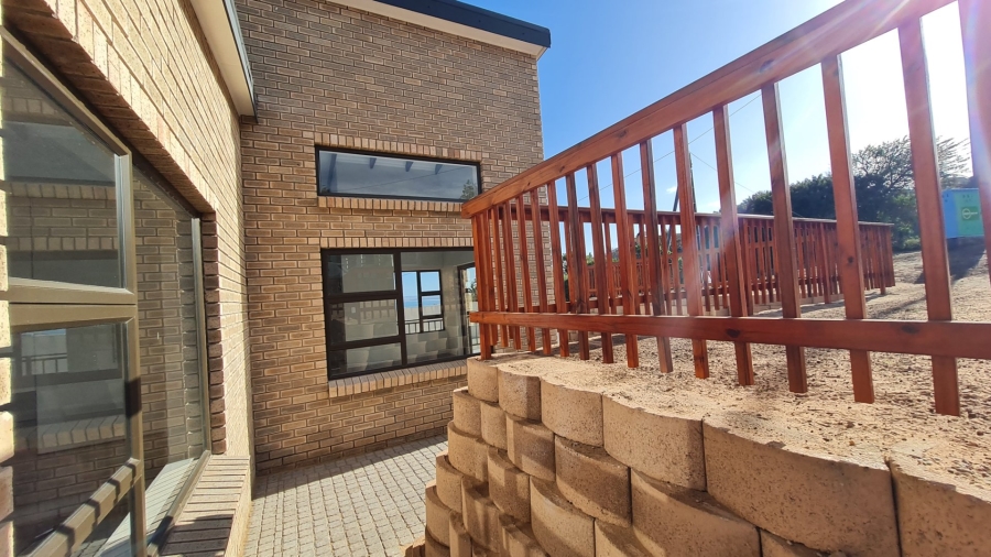 3 Bedroom Property for Sale in Dana Bay Western Cape